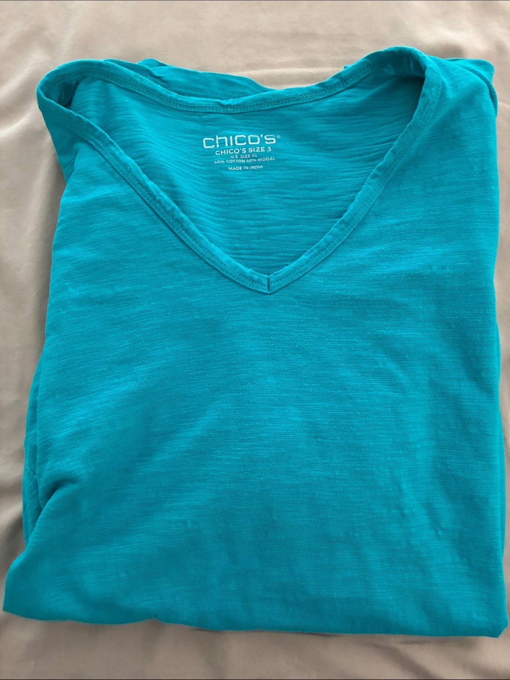 Chico's size 3 Teal V-Neck Short Sleeve Tee